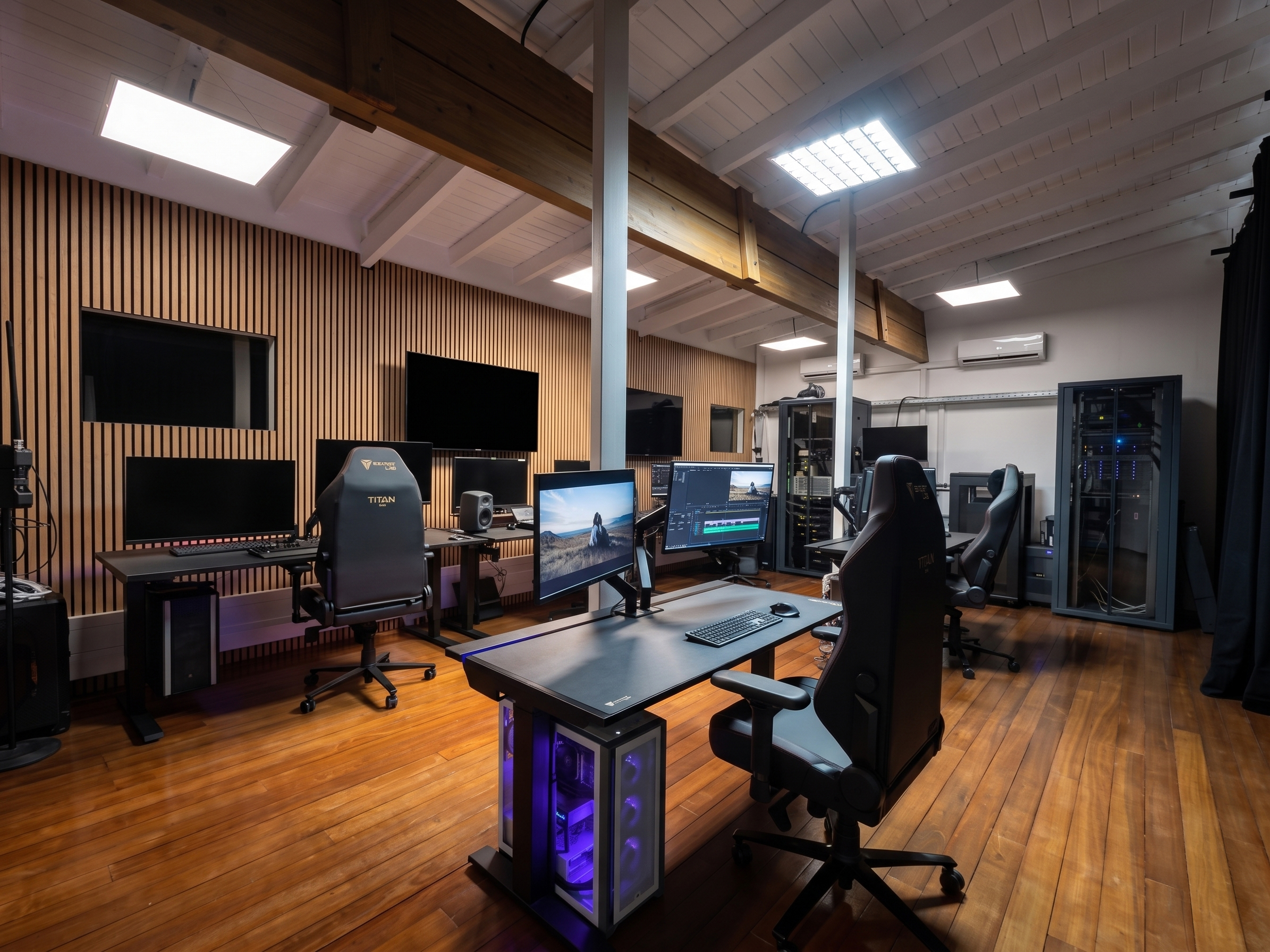 Régie de montage et post-production vidéo au Karukera Studio en Guadeloupe